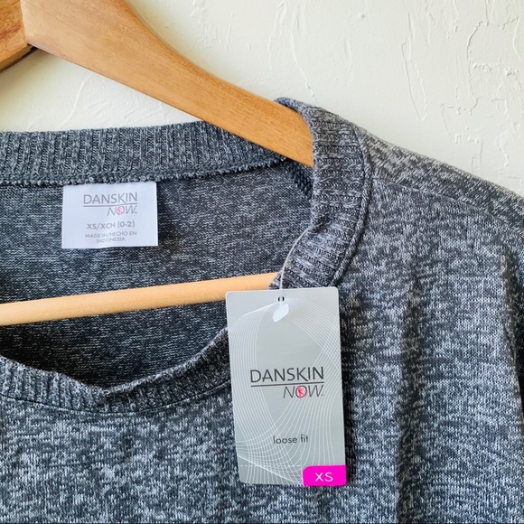 NWT Danskin Now gray crewneck pullover sweater XS - Picture 2 of 7